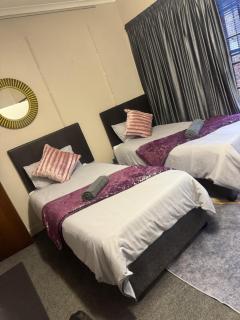 Gems at 1124 Pretorius - 5