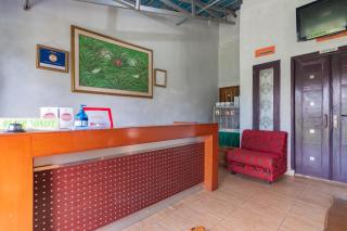 RedDoorz Plus At Grand Yustik Sukabumi - 0