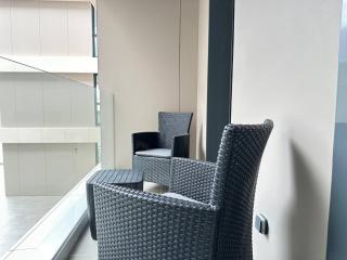 Jacinto Benavente 15, 6A con Parking gratis by YBH - 3