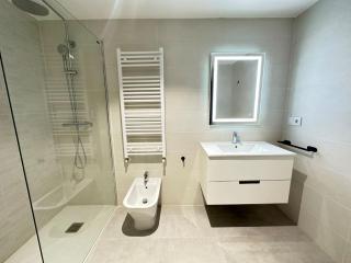 Jacinto Benavente 15, 6A con Parking gratis by YBH - 1