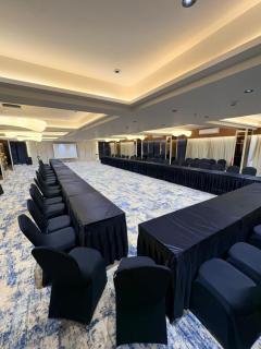 Majestic Park Inn - 6