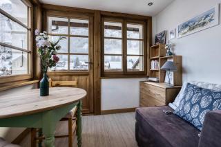 Vieux Guide by Pangea Services - Panoramic views 3mins walk to centre parking - 0