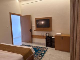 Hotel Tulsi Inn - 6