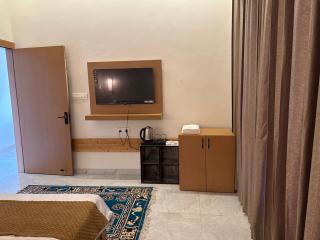 Hotel Tulsi Inn - 2