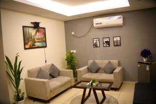 Private Cinema Stay , Stylish 1BHK in Zirakpur - 7
