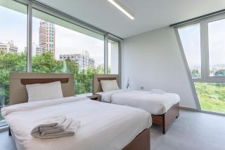 Cube 6 Rola's 2-BR Apartment at The Cube - 7