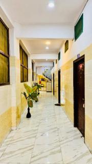 iYi Rooms Hotel Garv - 8