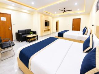 Hotel Ashoka & AHS Premium Suites - 4