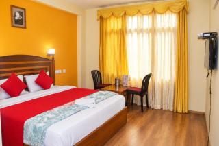 The Adarsh Hotel In Manali - 1