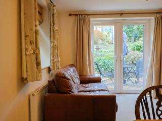 Coombe Cottage Apartment - 8