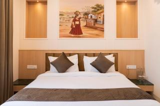 Hotel Sanjay Palace - 3