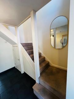 Cosy 3BR Home in Redditch - Sleeps 6 - Beoley - 1