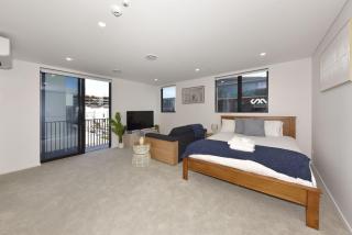 Stylish Studio Stay Near Christchurch Attractions - 7