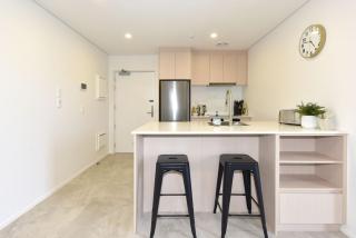 Stylish Studio Stay Near Christchurch Attractions - 2