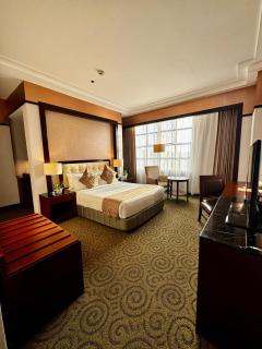 The Plaza Hotel Balanga City - 1