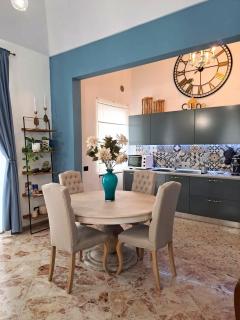 Gala House - 6