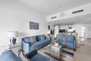 First Class 1BR Modern & Stylish Living - 4