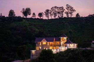 The Nilgiri Paradise - D2V Staycations - 4BHK Private Villa - 9
