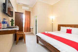 RedDoorz Syariah at Jalan Pangeran Antasari 4 Lampung - 0