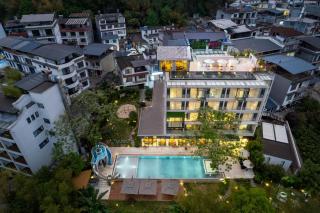 MeTown Mitang Yangshuo Resort - Swimming Pool & Pet Park & Kids Playground - Chinese & Western Dining & Café - Chinese Painting Workshops - 3