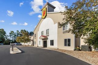 Super 8 by Wyndham Cloverdale IN - 0