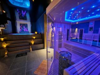 Villa with Private Pool in Hamois 350 m² - 1