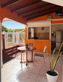 Maison cosy à Saint-François avec piscine - 8