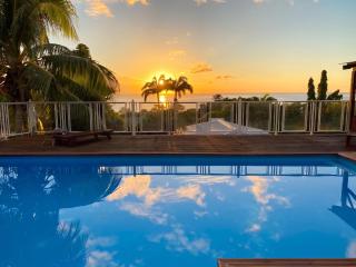 Villa panoramique à Pointe-Noire avec vue sur mer et piscine - 0