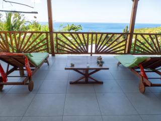 Villa panoramique à Pointe-Noire avec vue sur mer et piscine - 9