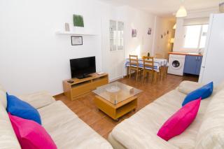 Charming Apartment in Puerto de Mogán - 80m², Mountain/Sea View - 3