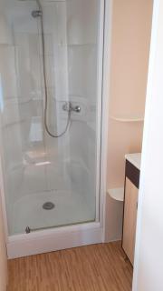 Bungalow Confortable en Campagne à Argences-en-Aubrac avec Piscine - 2