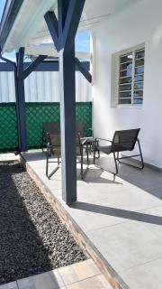 Charmante maison avec piscine partagée à Les Abymes - 2