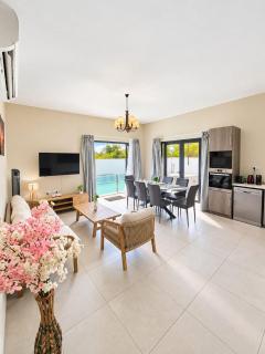 AZEO Private Pool Villa, Pereybere, 3 King Suites - 5