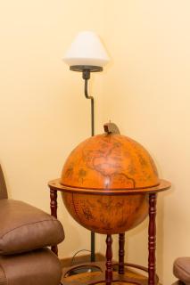 1718 Old Town Apartment - 5