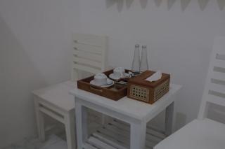 Cozy Corner White House - 1