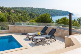 VILLA LUMINA - Seafront Pool Villa, Milna, Brač - 9