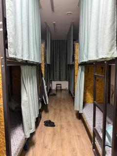 Super Hostel - 8