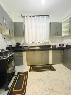 Modern & Cozy 1BR Getaway in Kitengela with Wi-Fi & Netflix - 7