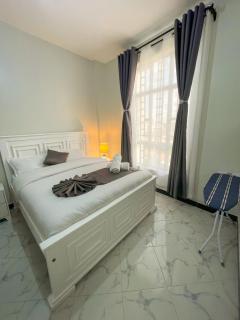 Modern & Cozy 1BR Getaway in Kitengela with Wi-Fi & Netflix - 3