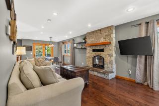 Fernie Getaway by Fernie Central Reservations - 9