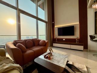 The Luxe Airloft Near IGI Airport and Cyber Hub - 9
