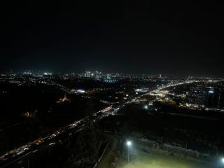 The Luxe Airloft Near IGI Airport and Cyber Hub - 2