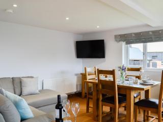 Hillside Cottage - 9