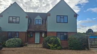 Barn Farm Guest House - 2