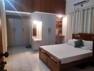Spacious Home in guruvayoor, Serene Nest - 6