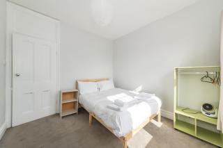 Private flat Near Shops & Thames Riverside - Pass the Keys - 8