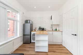Private flat Near Shops & Thames Riverside - Pass the Keys - 4