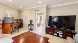 Calvinia Corner - 6
