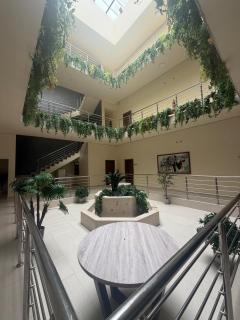Max Arlo - Chic 1-Bedroom Apartment in Lekki - 6