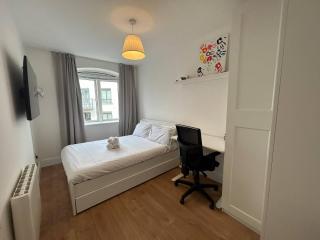 Stylish 2BDR Apt with Free parking in Dublin 8 - 8